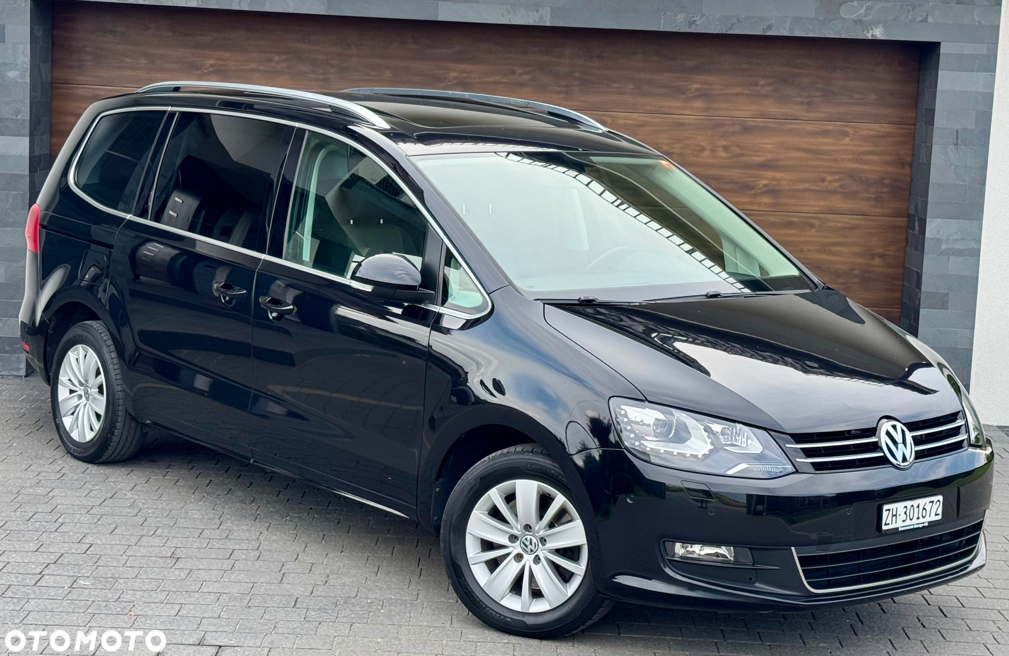Volkswagen Sharan 2.0 TDI Comfortline - 3