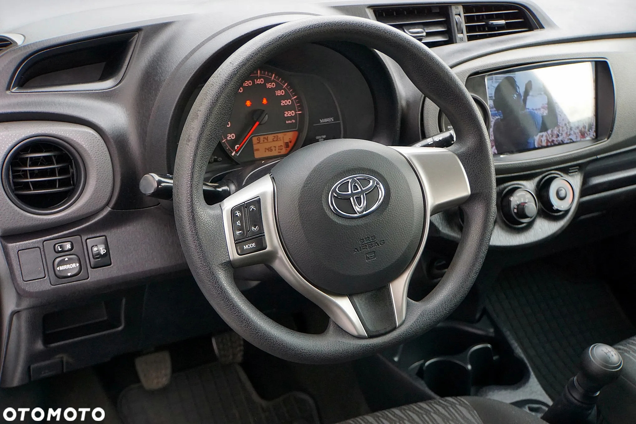 Toyota Yaris 1.0 VVT-i Cool - 30