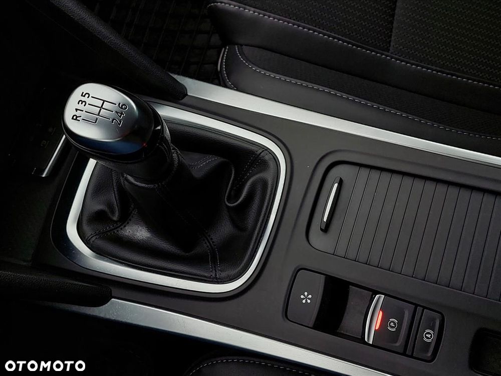 Renault Megane 1.3 TCe FAP Techno - 18