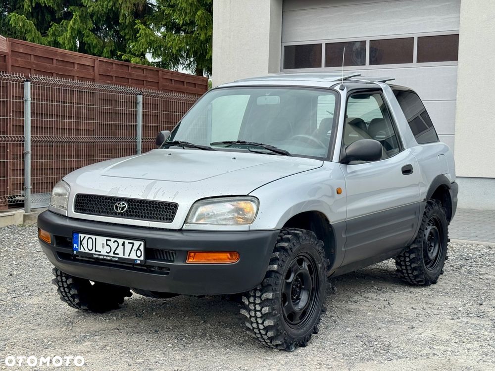 Toyota RAV4 2.0 - 3