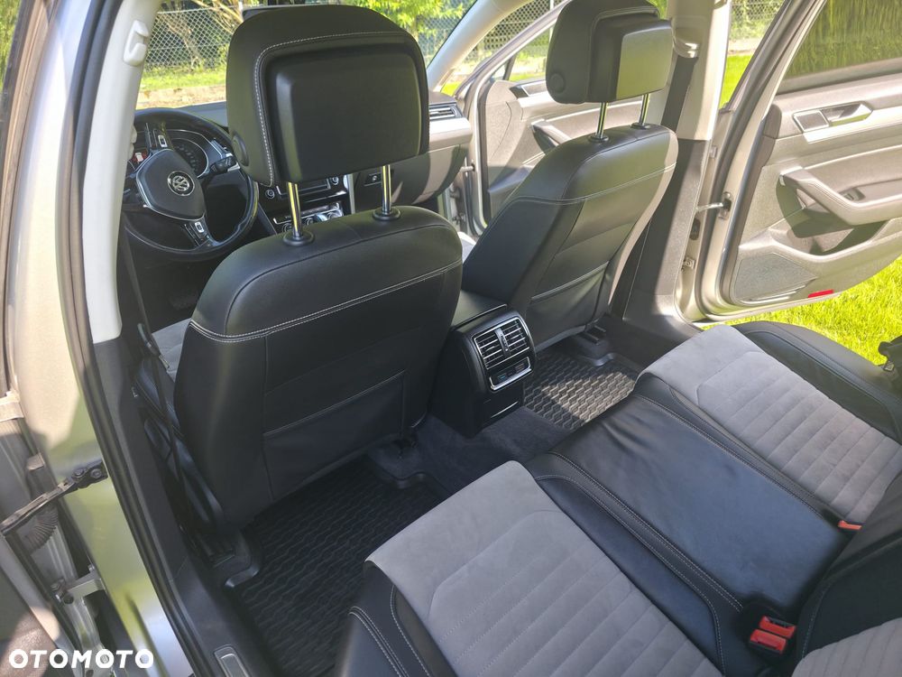 Volkswagen Passat 2.0 TDI BMT 4Mot Highline DSG - 12