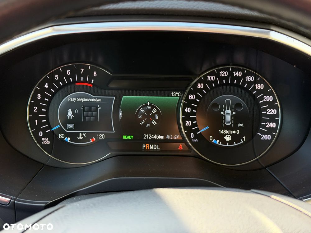 Ford Galaxy 2.5 Duratec FHEV TITANIUM - 32