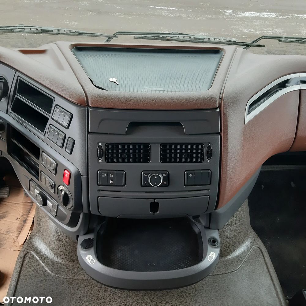 DAF XF 530 FTG 6x2 Puscher - 8