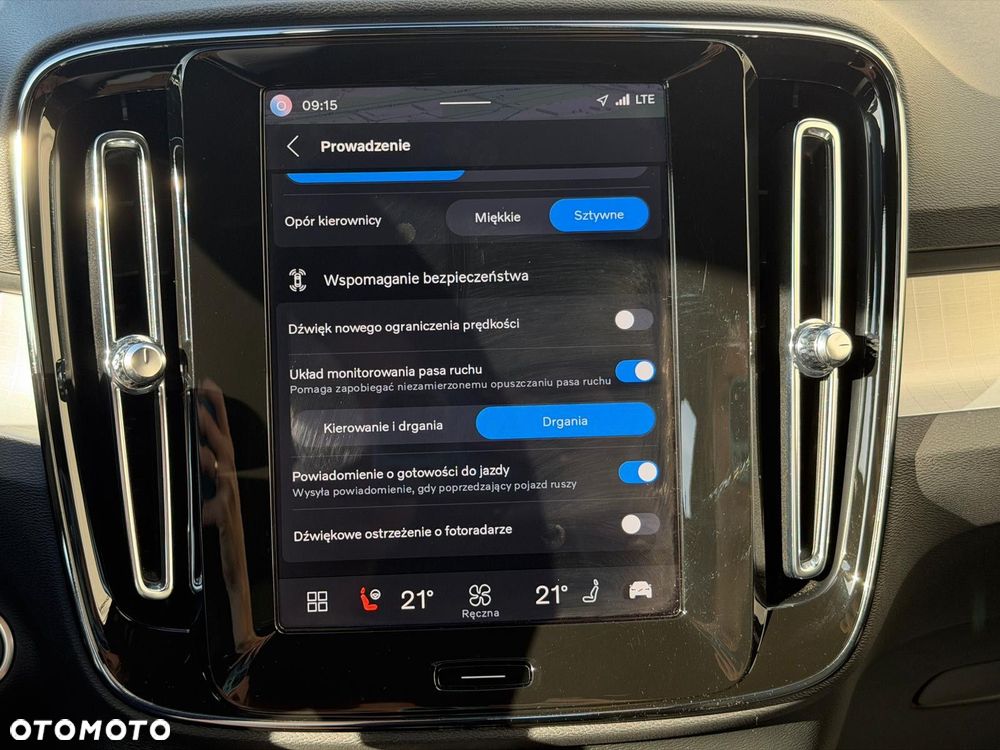 Volvo XC 40 - 25