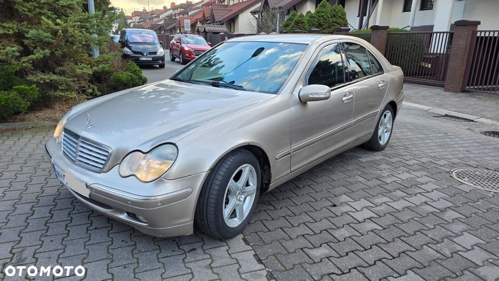 Mercedes-Benz Klasa C - 14