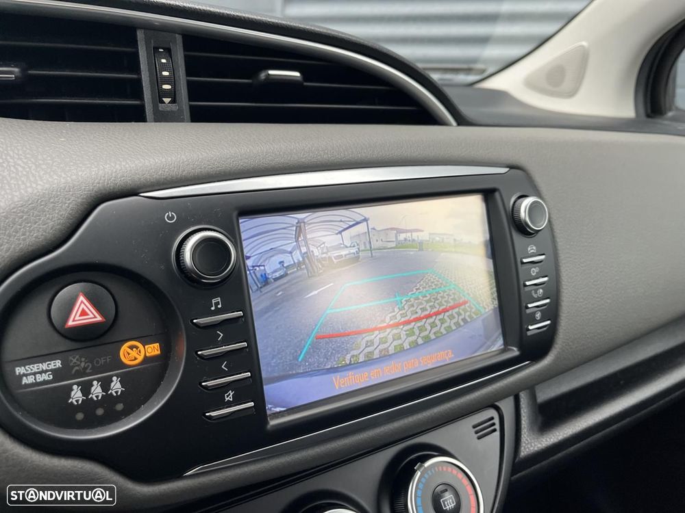 Toyota Yaris 1.0 VVT-i Comfort+P.Style - 10