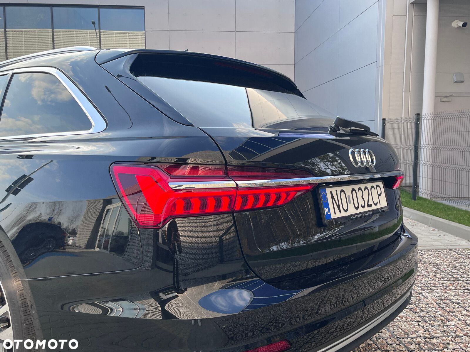 Audi A6 - 6
