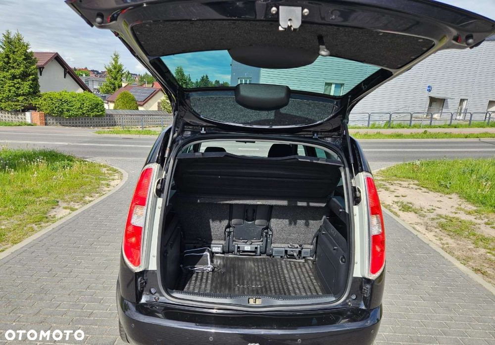 Skoda Roomster - 12