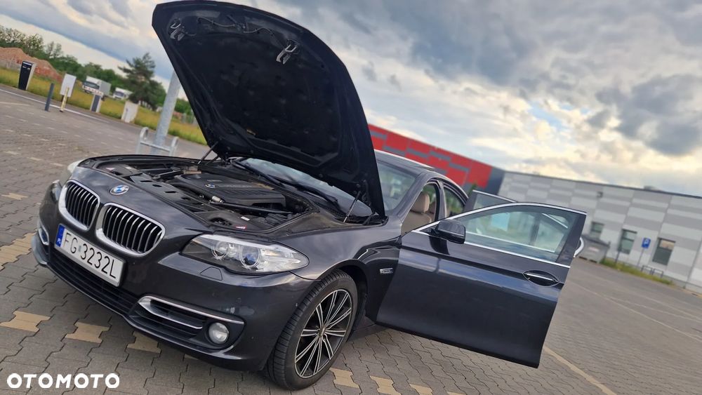 BMW Seria 5 530d xDrive Luxury Line - 6