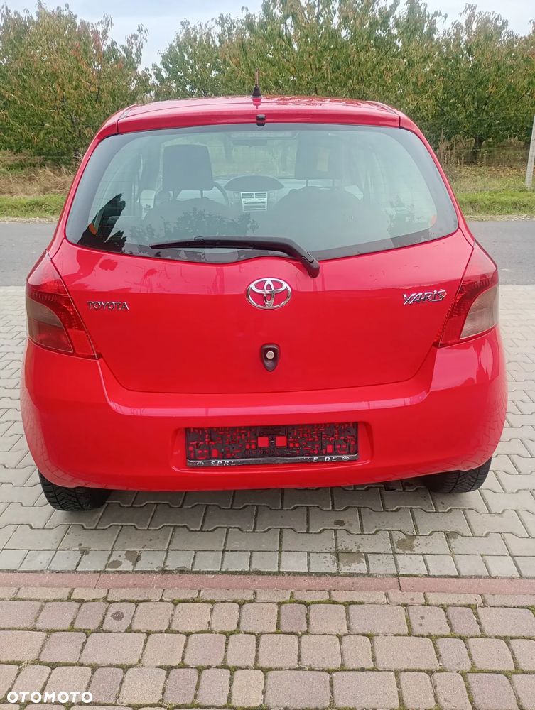 Toyota Yaris - 3