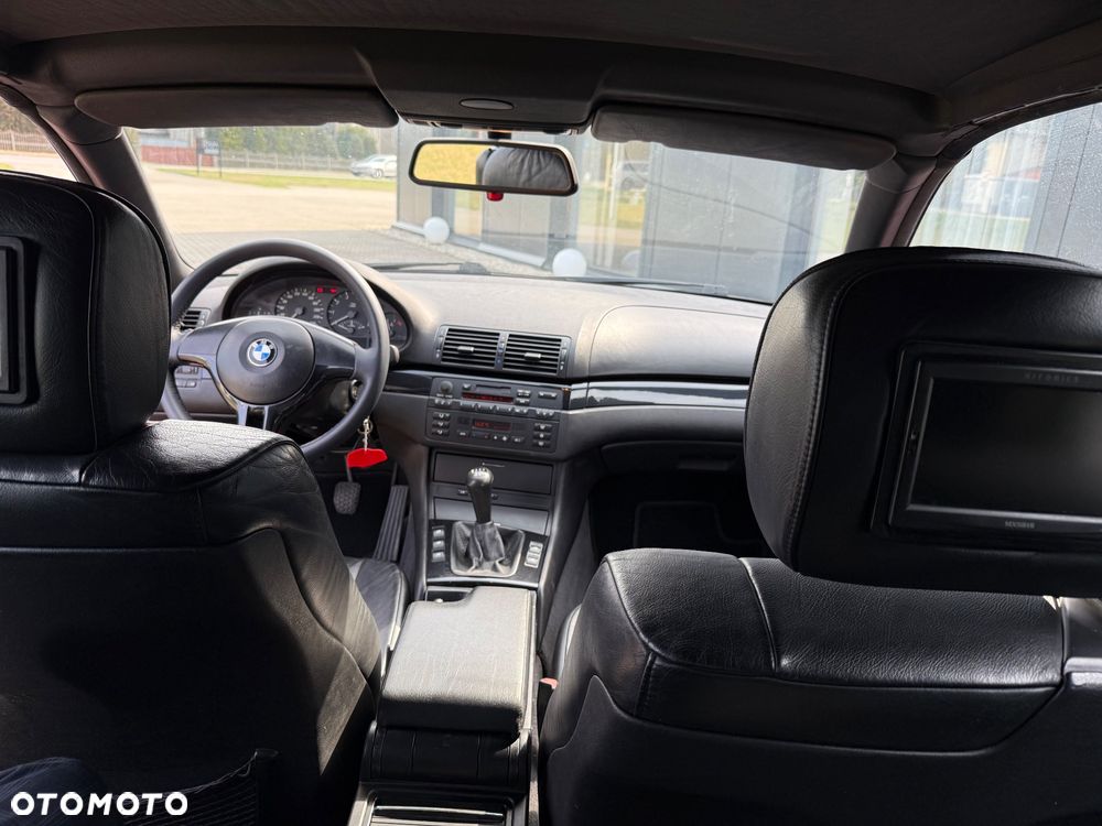 BMW Seria 3 323i - 15