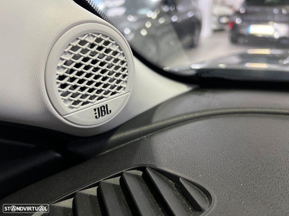 Jeep Avenger 1.2 GSE T3 Altitude - 25