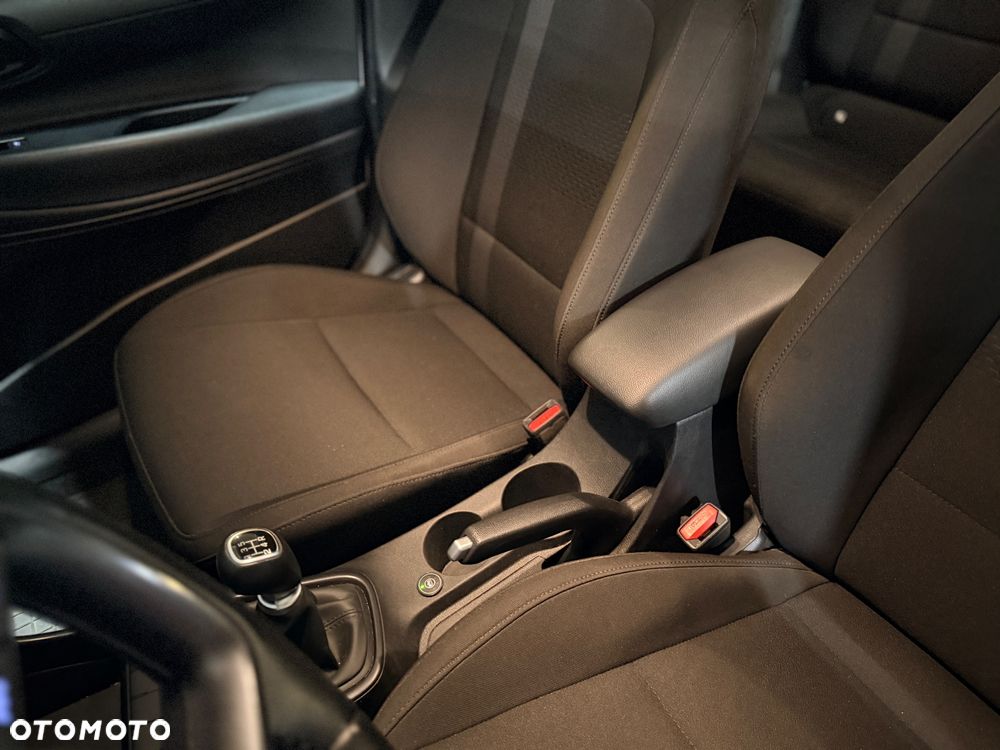 Hyundai i20 1.2 Modern - 33