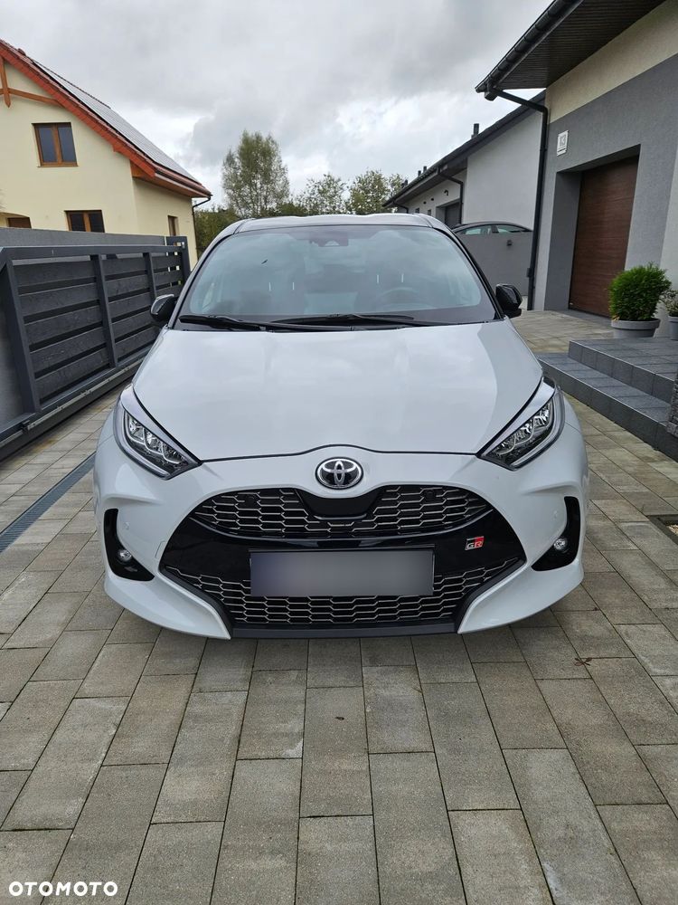 Toyota Yaris 1.5 Comfort - 1