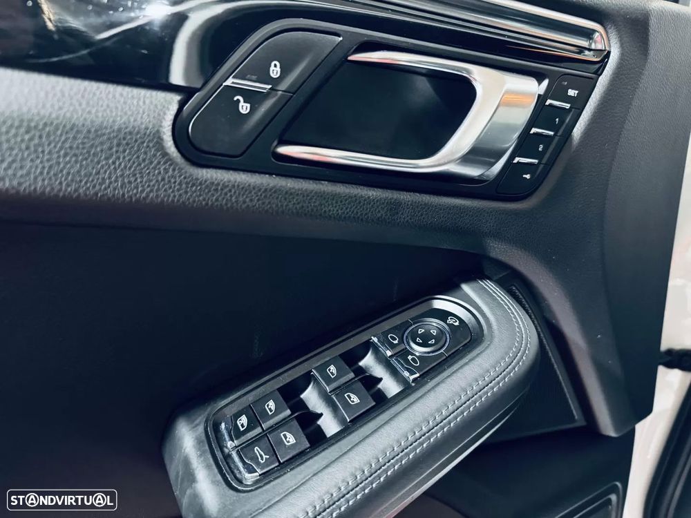 Porsche Macan S - 28