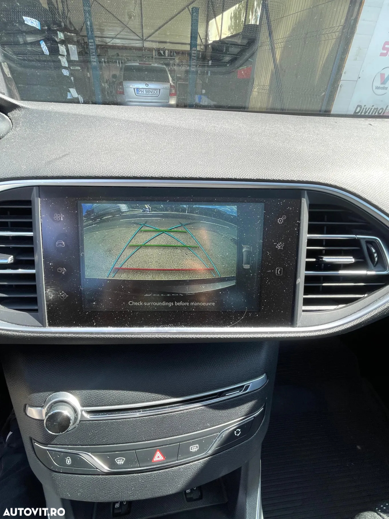 Peugeot 308 1.2 L PureTech Turbo Access - 7