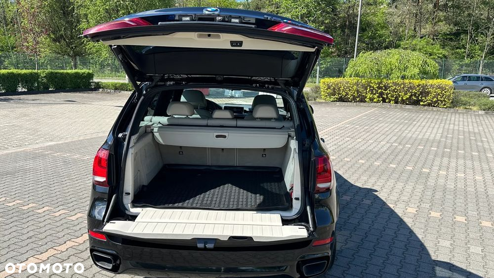 BMW X5 M M50d - 14