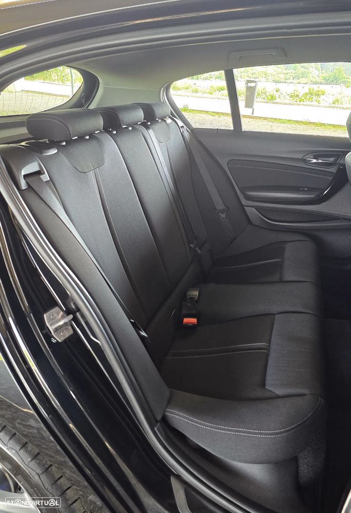 BMW 116 d Line Sport - 9