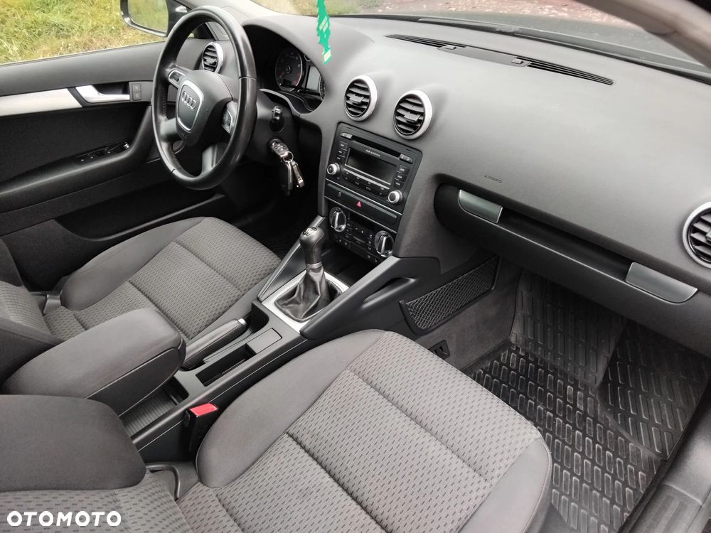 Audi A3 Sportback 1.8 TFSI Attraction - 22