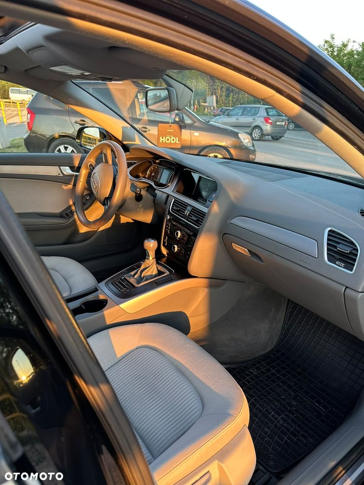 Audi A4 Avant 2.0 TDI - 15