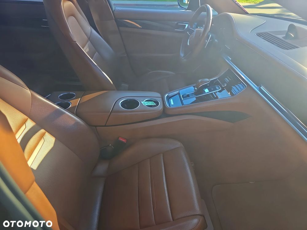 Porsche Panamera 4 Edition 10 Jahre - 10