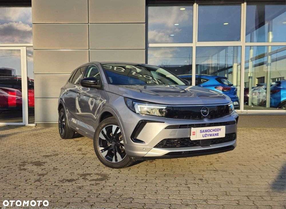 Opel Grandland 1.2 T Business Edition S&S - 4