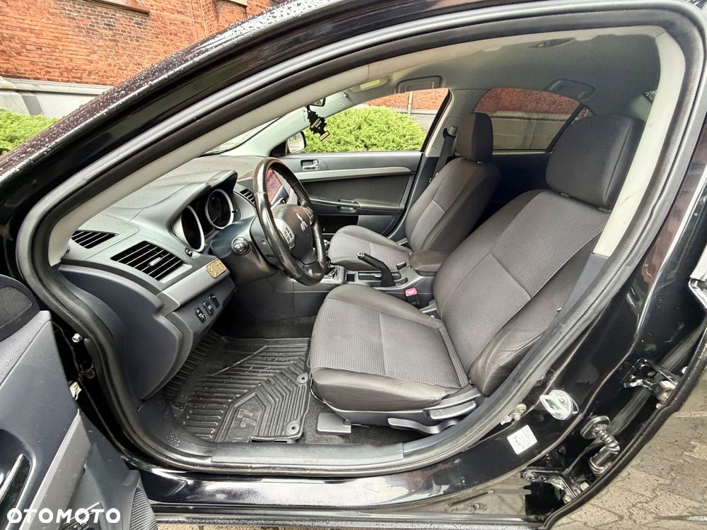 Mitsubishi Lancer 1.8 Inform - 21