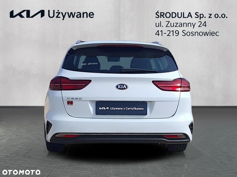 Kia Ceed - 5