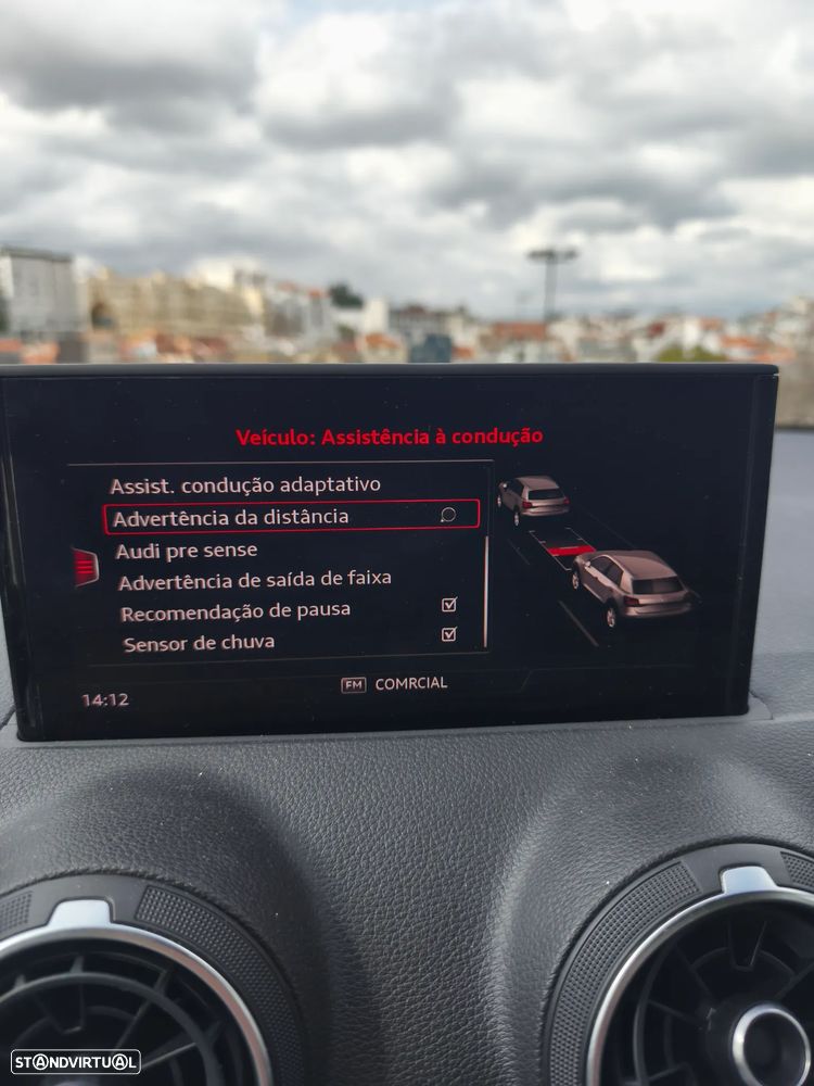 Audi Q2 - 25