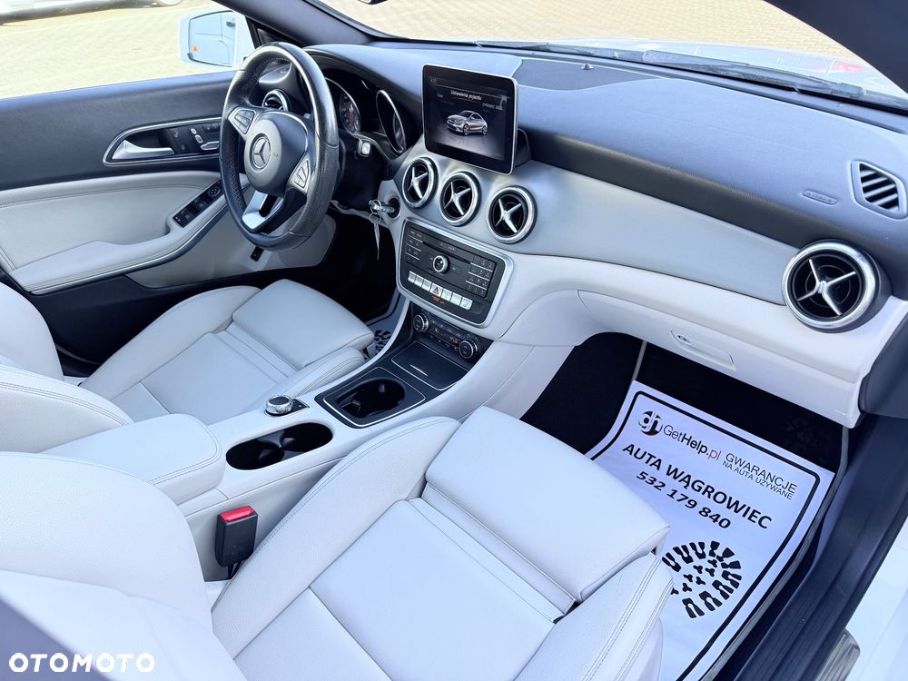 Mercedes-Benz CLA 250 7G-DCT Peak Edition - 9