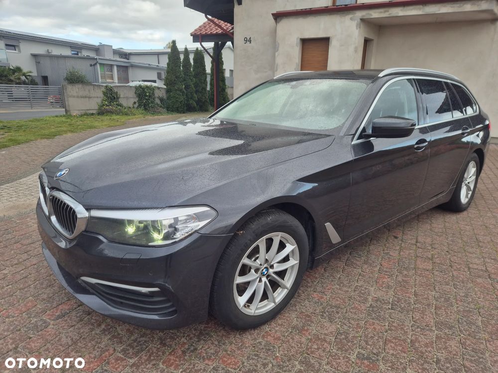 BMW Seria 5 520d M Sport Edition - 1