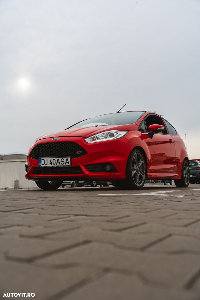 Ford Fiesta 1.6 ST - 5