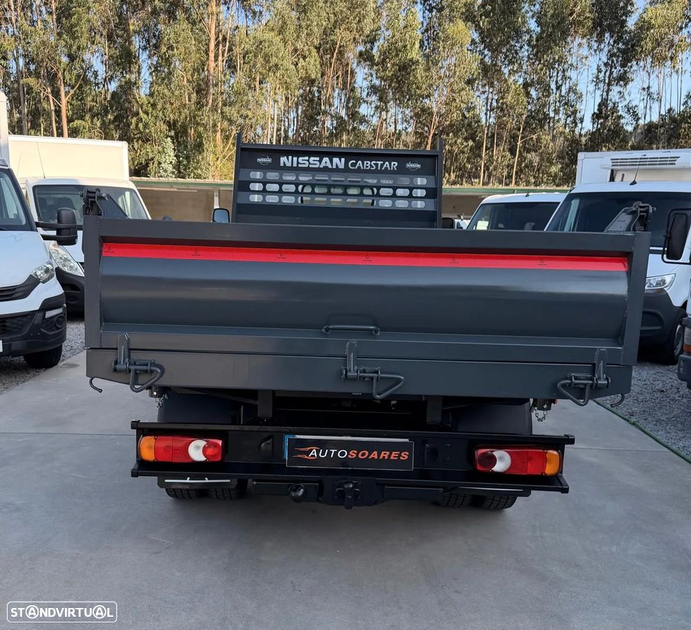 Nissan Cabstar NT400 Tribasculante - 8