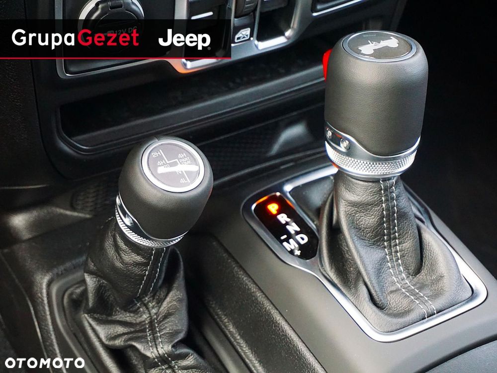 Jeep Wrangler - 14