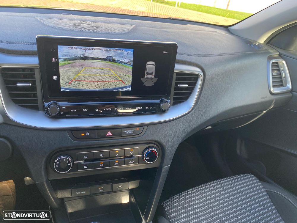 Kia XCeed 1.0 T-GDI Dynamic - 21