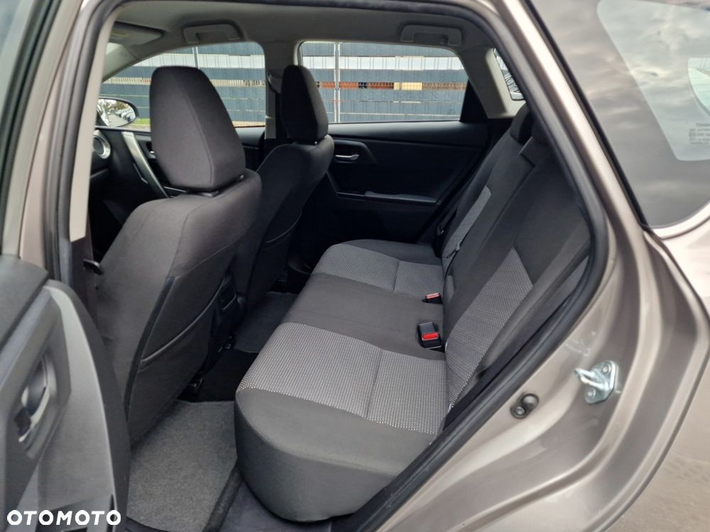 Toyota Auris 1.6 Valvematic Executive - 18