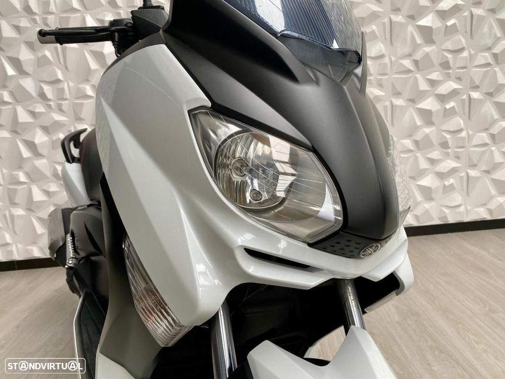 Yamaha X-Max - 4