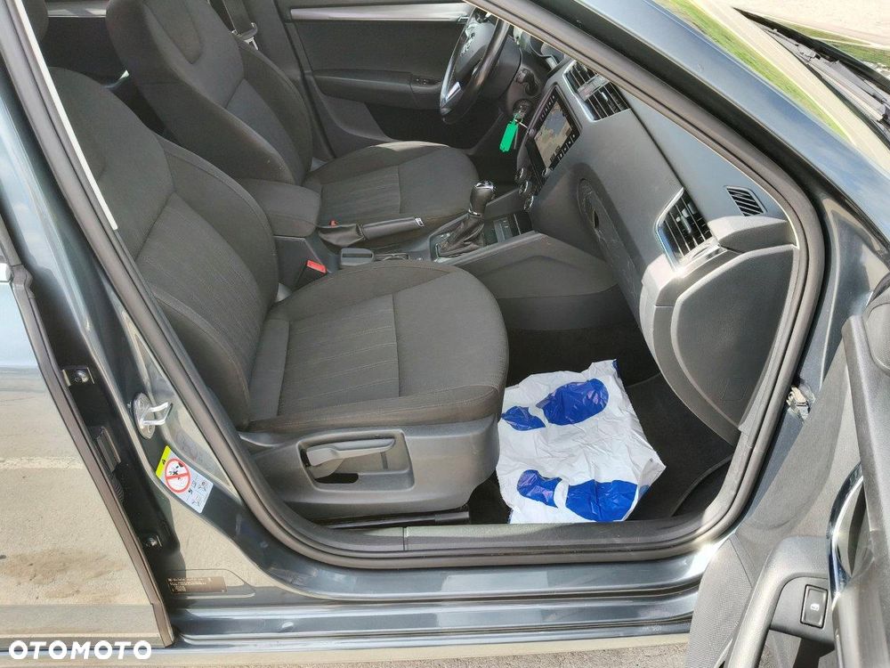 Skoda Octavia 2.0 TDI DSG Sport Edition - 9