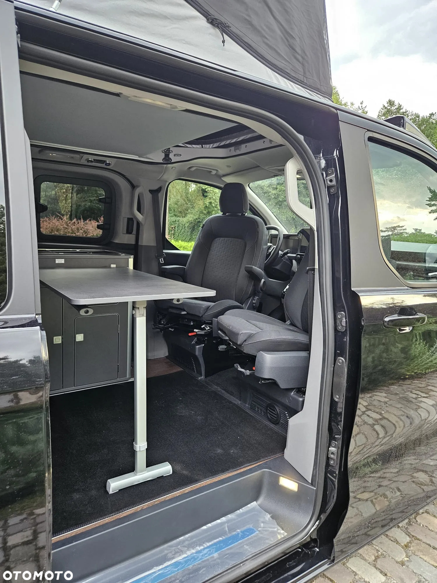 Ford Tourneo Custom 2.0 EcoBlue L1 Titanium - 10