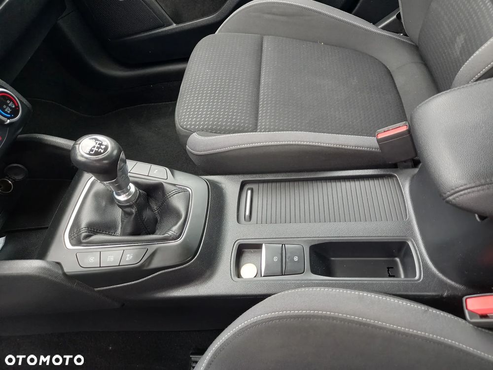Ford Focus 1.5 EcoBlue Titanium X - 16