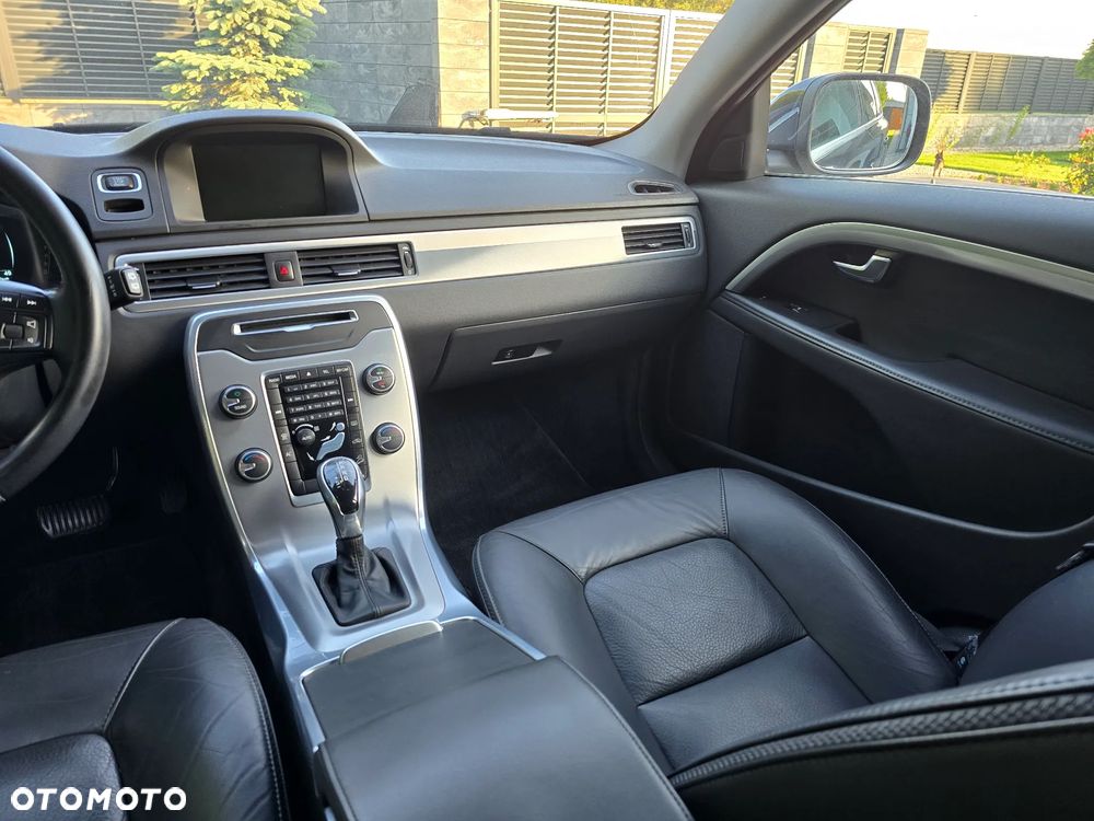 Volvo XC 70 D4 AWD Momentum EU6 - 22