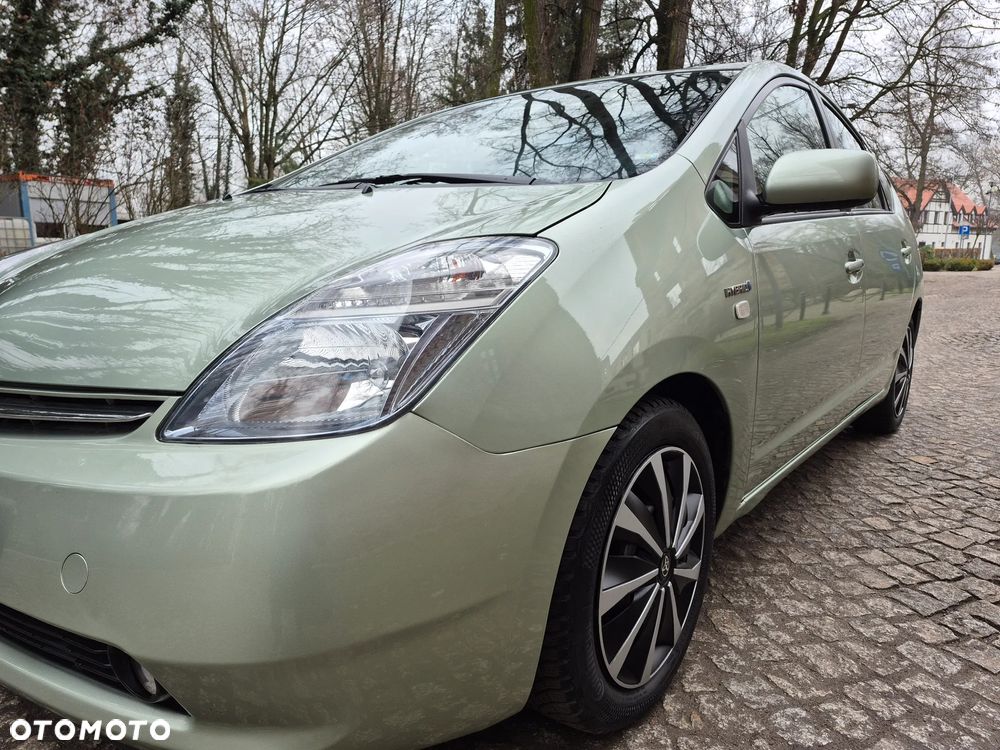 Toyota Prius 1.5 VVT-i Sol - 10