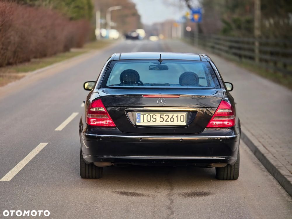 Mercedes-Benz Klasa E 320 Avantgarde - 16