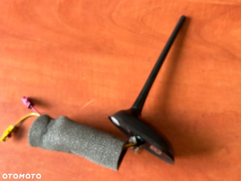 A1698203675 Antena radiowa Mercedes-Benz B W245 - 3