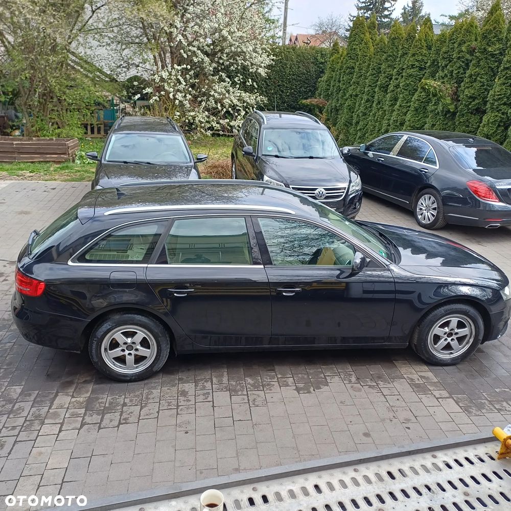 Audi A4 Avant 2.0 TDI DPF Attraction - 8