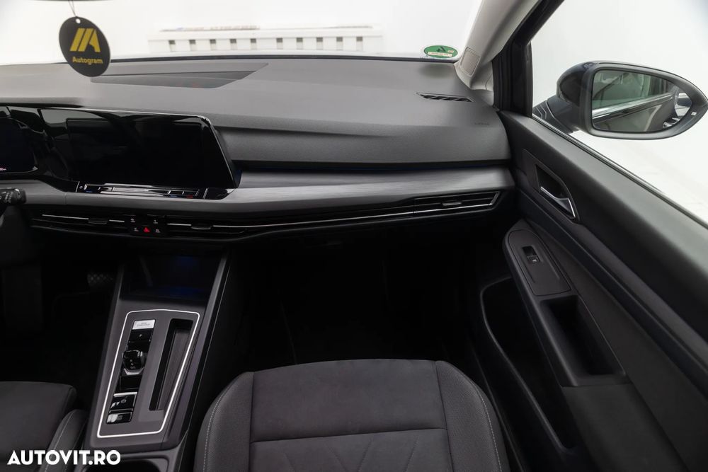 Volkswagen Golf 1.4 eHybrid OPF DSG Style - 23