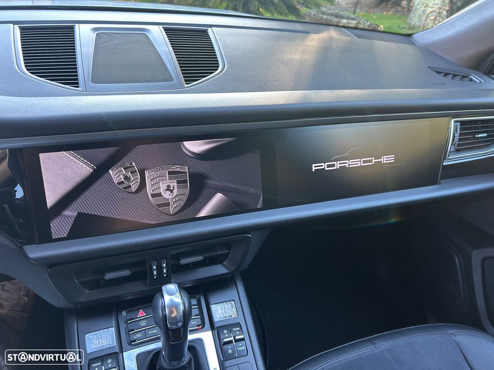 Porsche Macan - 10