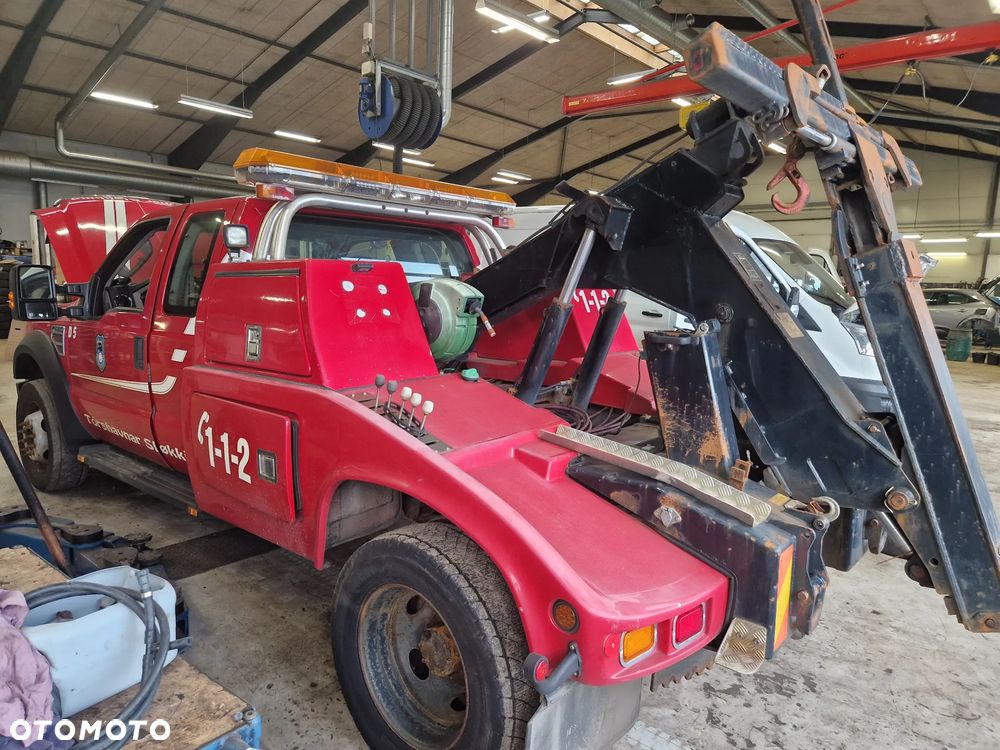 Ford F450 - 4