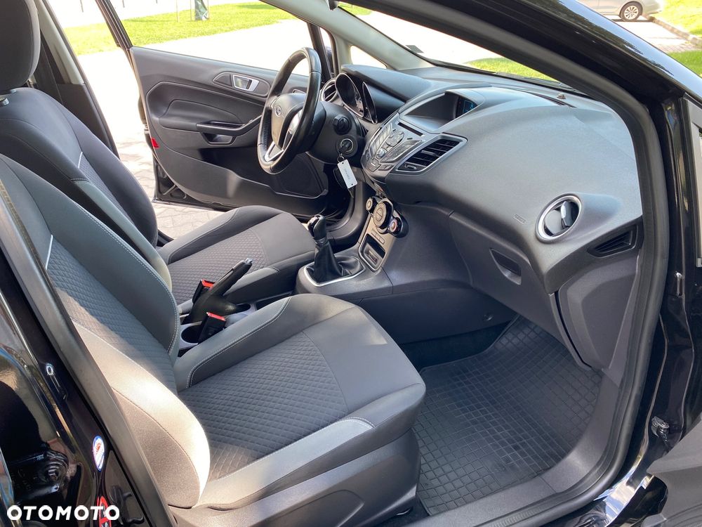 Ford Fiesta 1.25 Titanium EU5 - 14