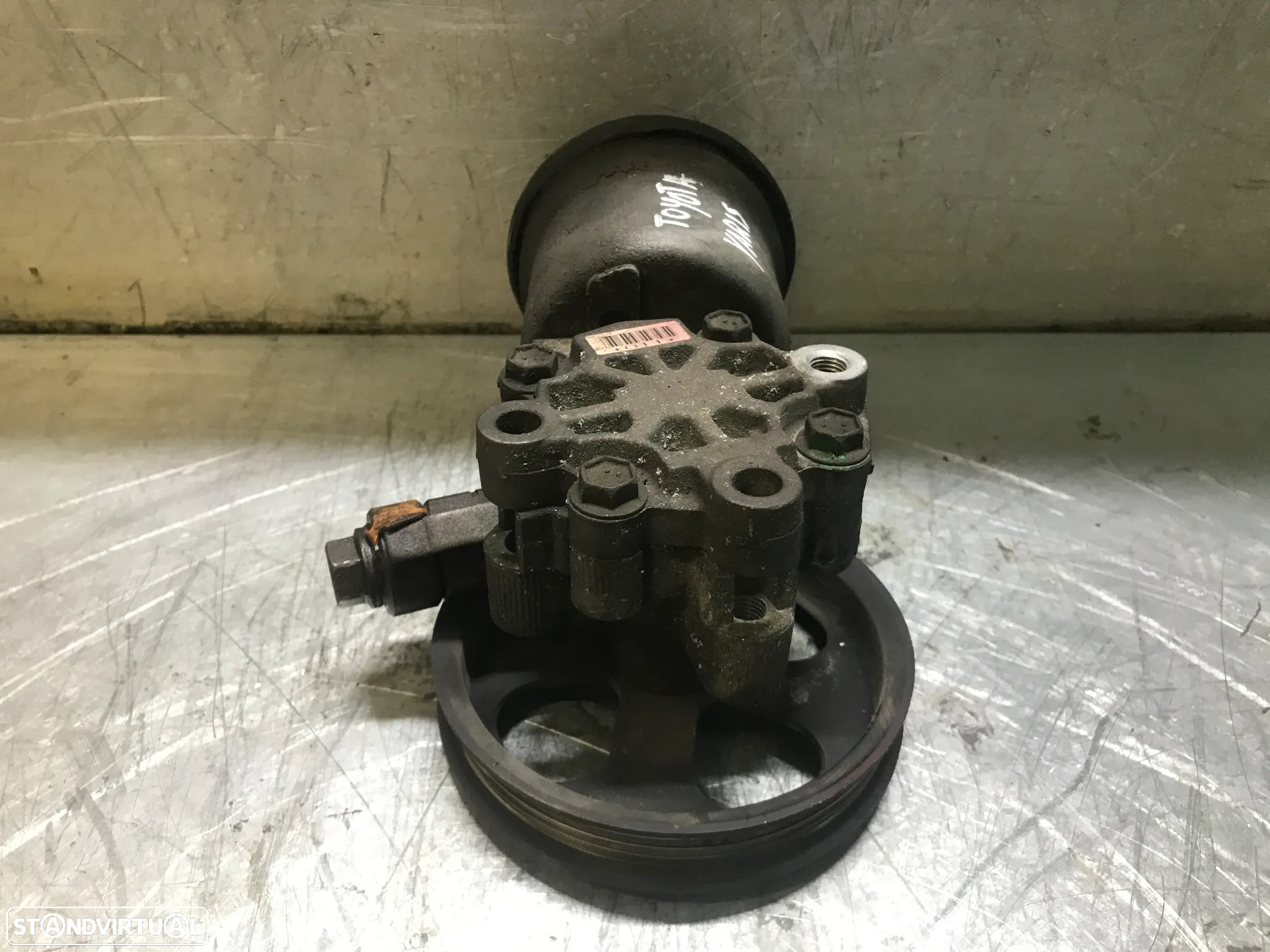 BOMBA DE DIRECÇÃO / DIREÇÃO ASSISTIDA TOYOTA YARIS 1.0VVTI - 2